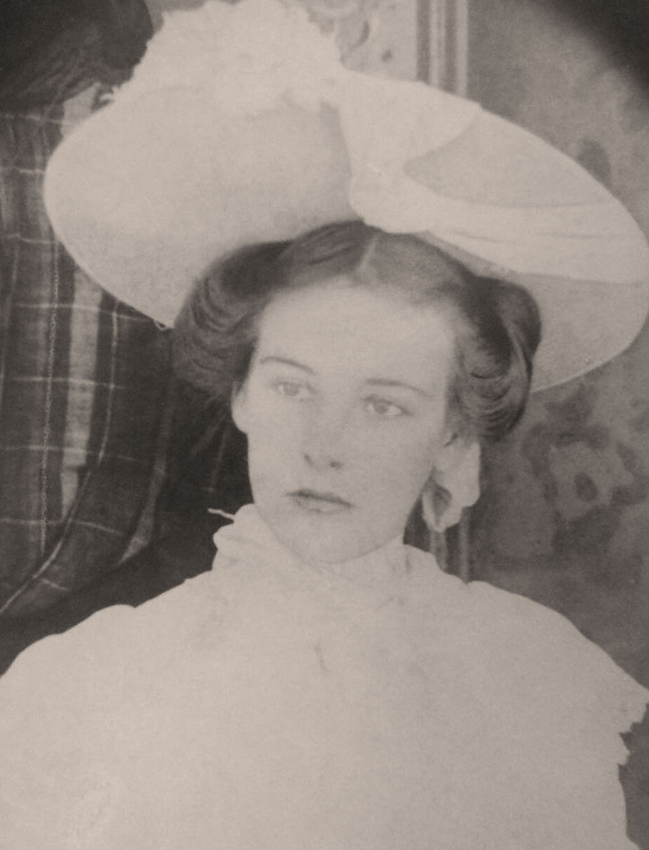 Artie Loretta Wagner, 1908. Photo courtesy of Beatrice Wellborn, Stony Fork Community.