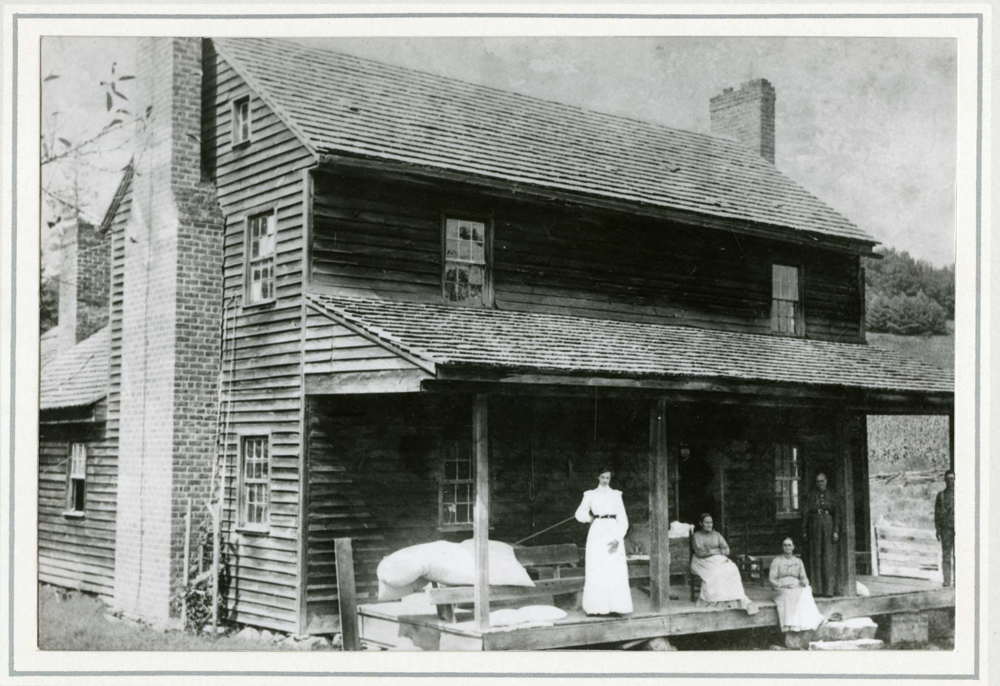 Dudley Farthing house ca. 1905. Image courtesy of the Bethel Collection, Digital Watauga Project.